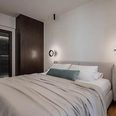 Elkorin Jacuzzi Luxury Living 干尼亞