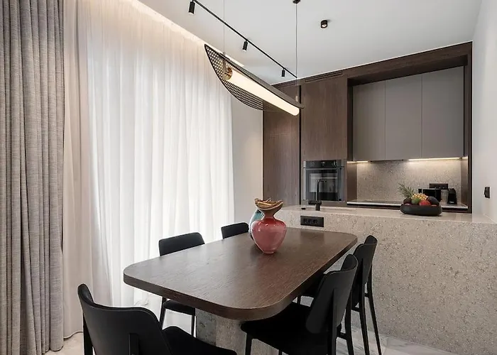 公寓 Elkorin Jacuzzi Luxury Living 干尼亞