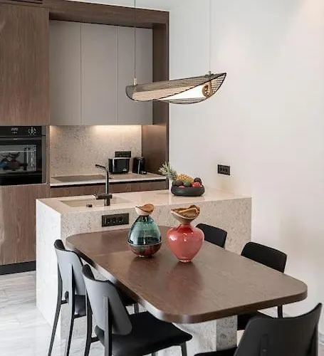 Elkorin Jacuzzi Luxury Living * 干尼亞