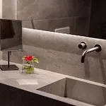 Elkorin Jacuzzi Luxury Living *