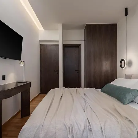 Elkorin Jacuzzi Luxury Living Hriszí Aktí Haniá
