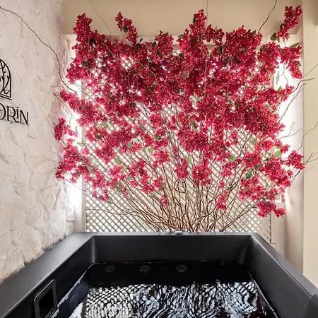 Elkorin Jacuzzi Luxury Living * Hriszí Aktí Haniá